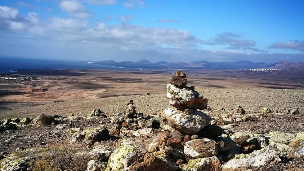 Montaña Roja Volcano